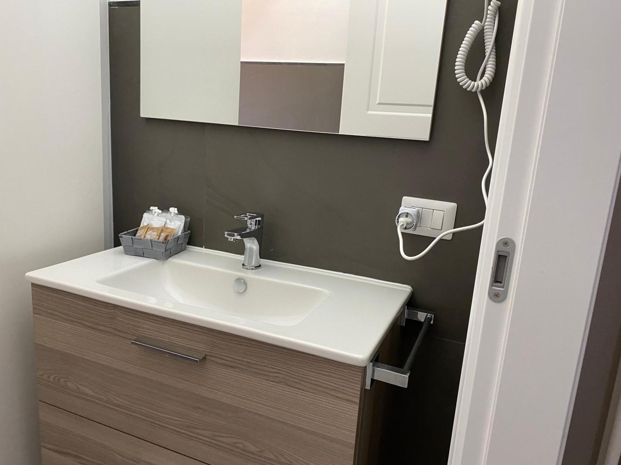ホテル Residenza Segrate Centro Novegro エクステリア 写真